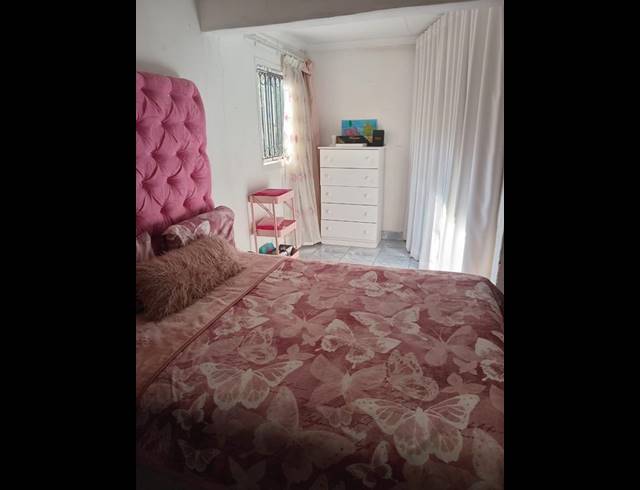 3 BEDROOM HOUSE FOR SALE IN LOTUS GARDENS